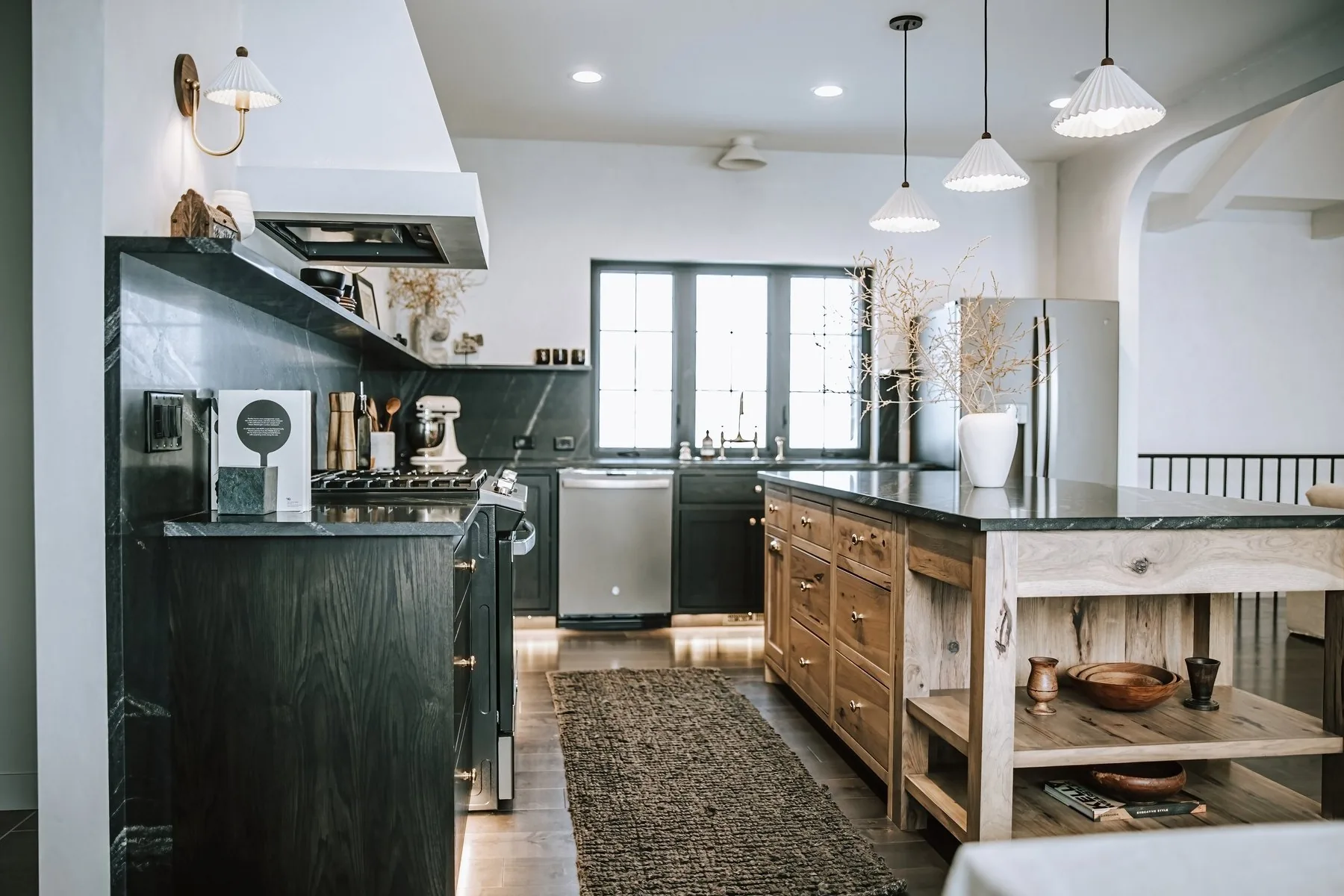 Twin Pines Custom kitchen by Pride Built Homes